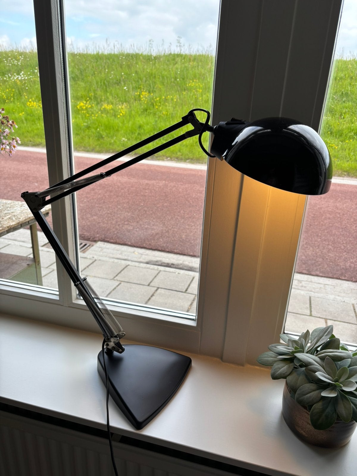 Vintage zwarte scharnierlamp, Ophalen of Verzenden, Gebruikt, Metaal, 50 tot 75 cm