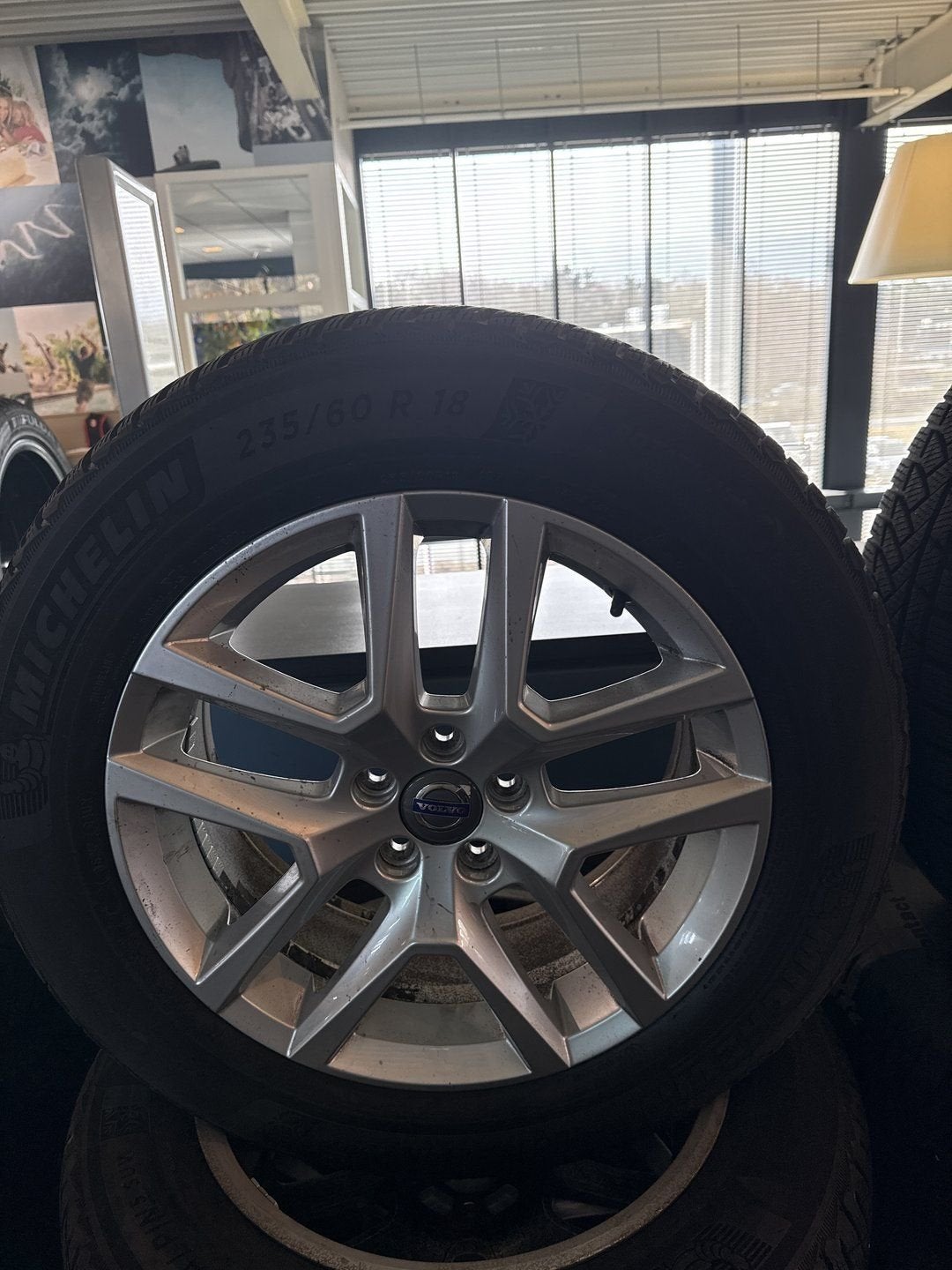 Volvo Michelin 235/60 R18 Winterbanden met velg, Auto-onderdelen, Banden en Velgen, 18 inch, Gebruikt, -, -