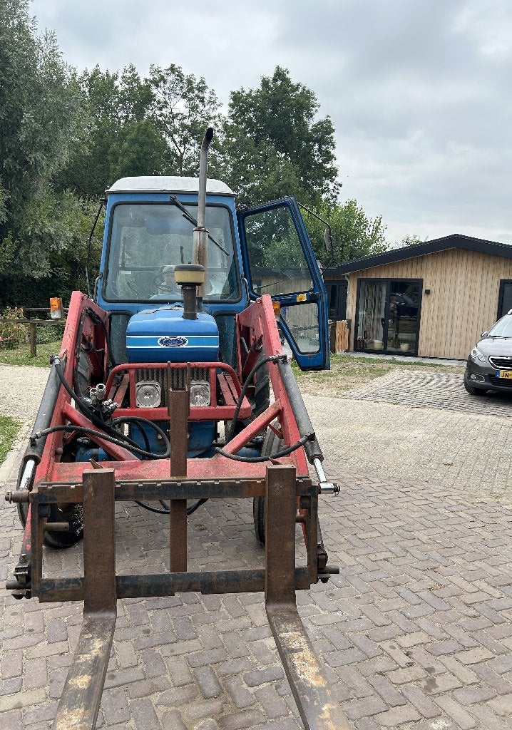 tractor met voorlader, Zakelijke goederen, Gebruikt, 2500 tot 5000, Ophalen of Verzenden, Ford
