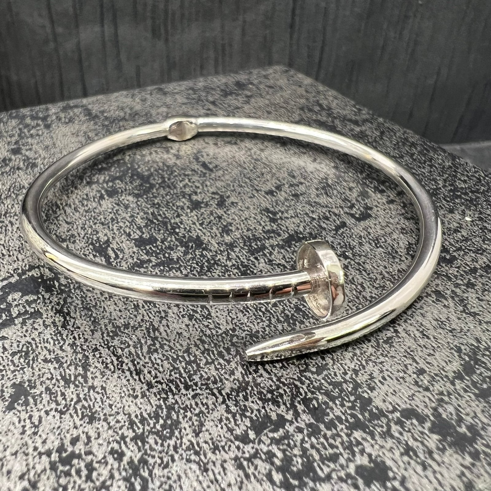 14 karaat witgouden armband spijker model, Sieraden, Tassen en Uiterlijk, Armbanden, Ophalen of Verzenden, Nieuw, Goud
