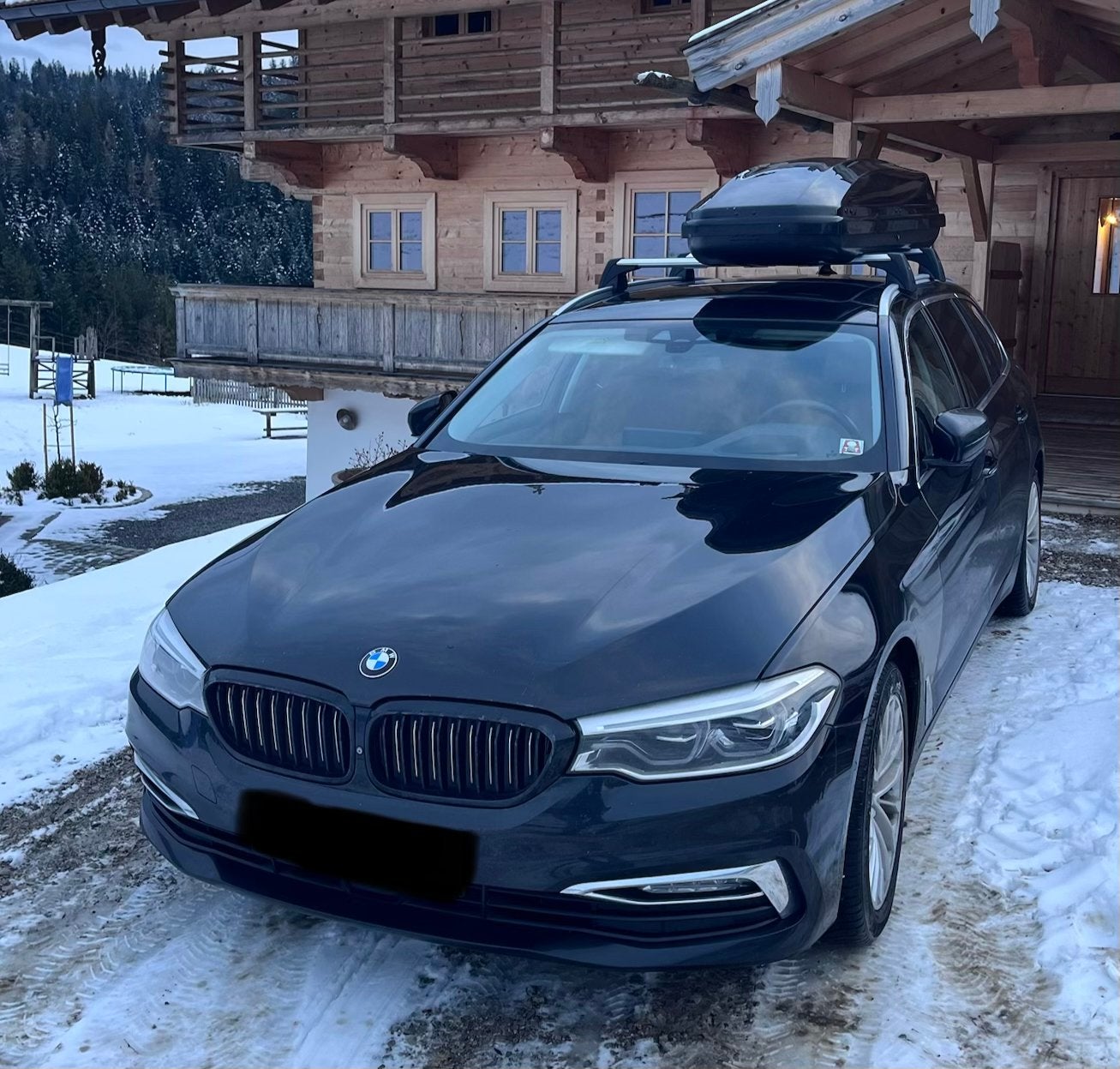 BMW Dakkoffer 320L + Dakdragers te Huur - €35 p/week, Ophalen, Gebruikt
