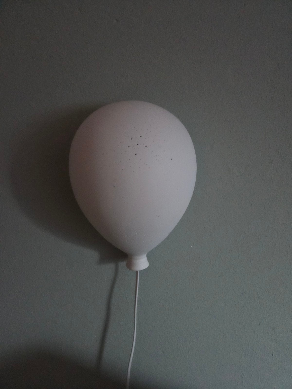 Leuke ballon wandlamp voor de kinderkamer, Kunststof, Met schakelaar, Overige fittingen, Ophalen of Verzenden