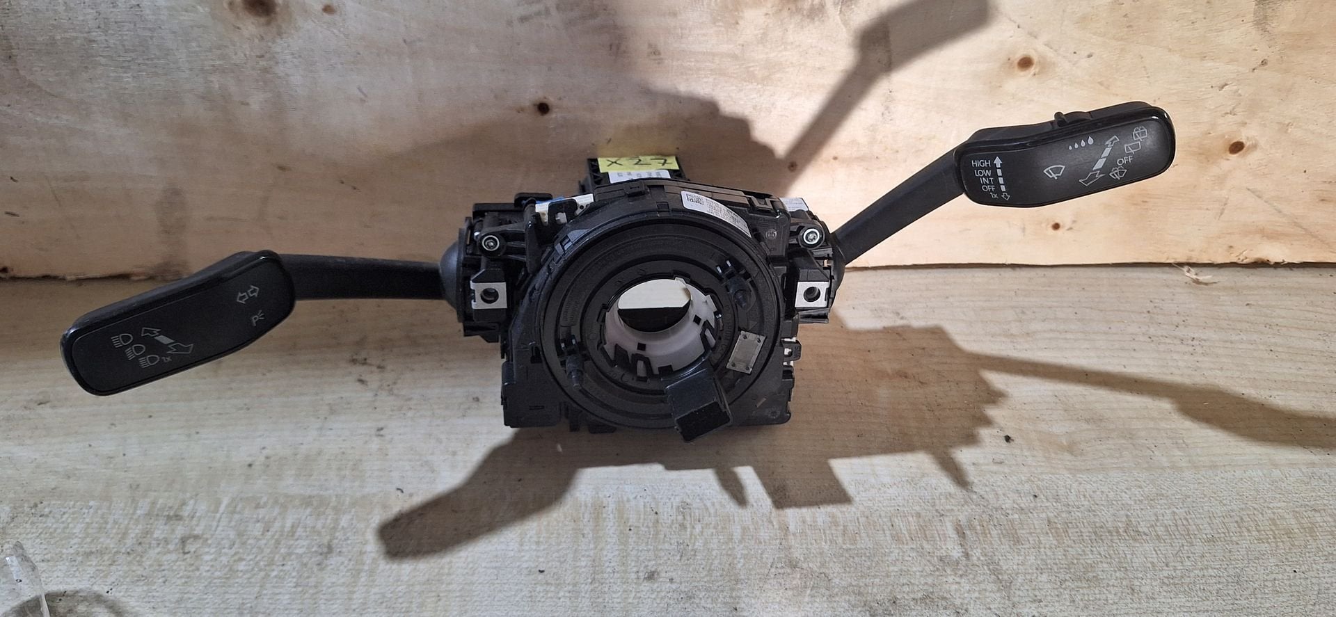 Originele VW Golf 7 / Passat B8 Stuurkolomschakelaar + Sleep, Gebruikt, -, -, Ophalen of Verzenden
