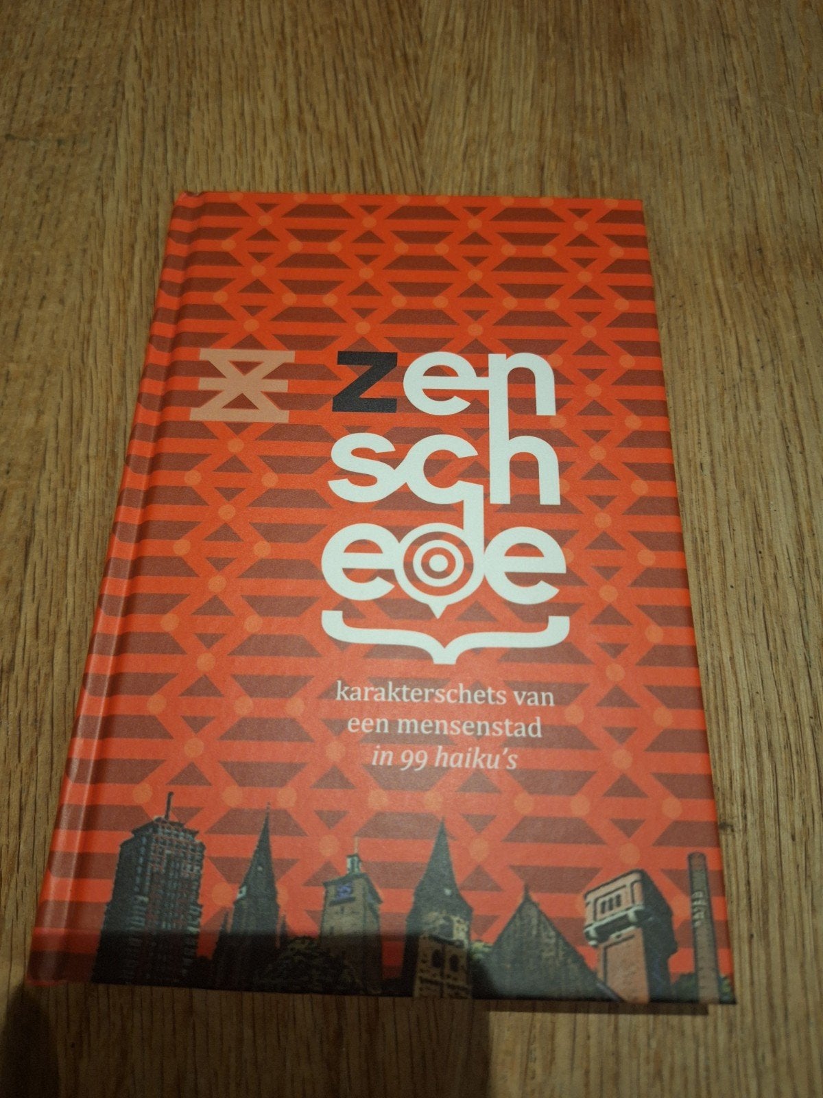 Zenschede: Karakter van Enschede in 99 haiku's, Ophalen of Verzenden, Nieuw, Robin Pater, Nederland