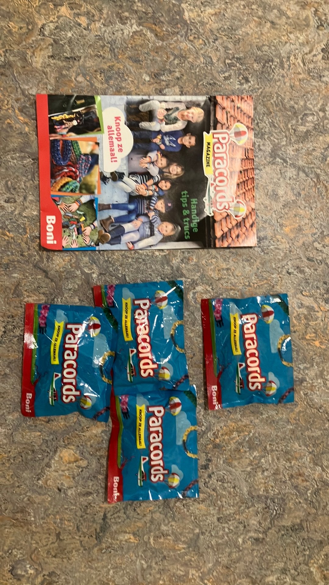 Paracords + boekje ( boni), Overige supermarkten, Ophalen of Verzenden
