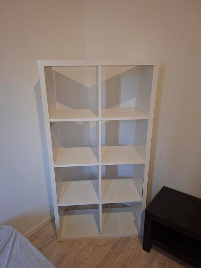 Vakkenkast ikea, Ophalen