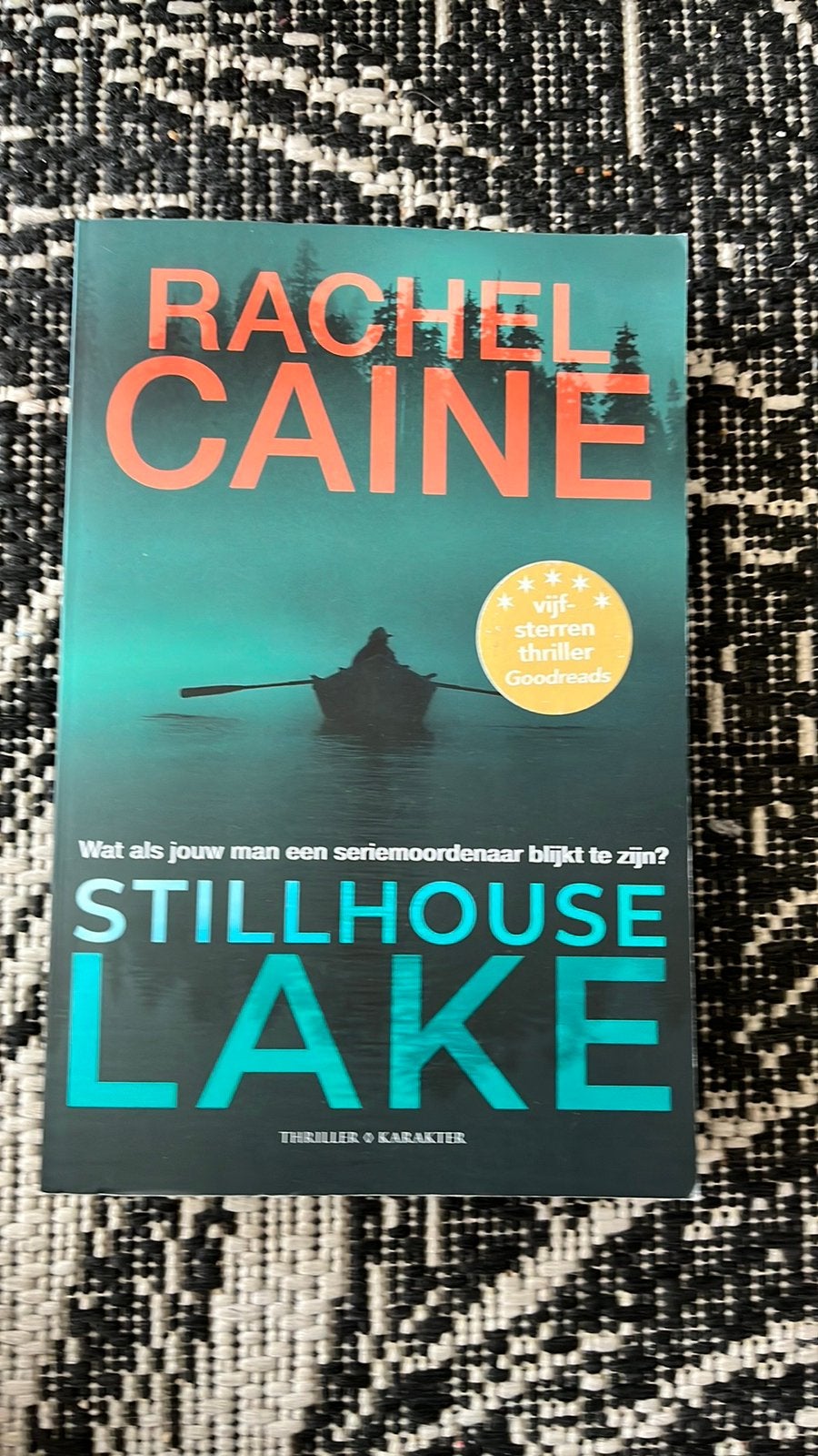 Boek Stillhouse lake - Rachel Caine te koop, Ophalen of Verzenden, Zo goed als nieuw