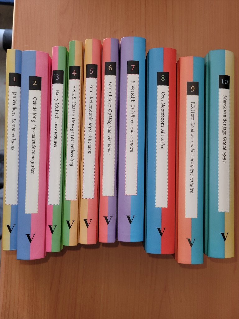 nieuwstaat 10 delige serie van volkskrant, Ophalen of Verzenden, Zo goed als nieuw