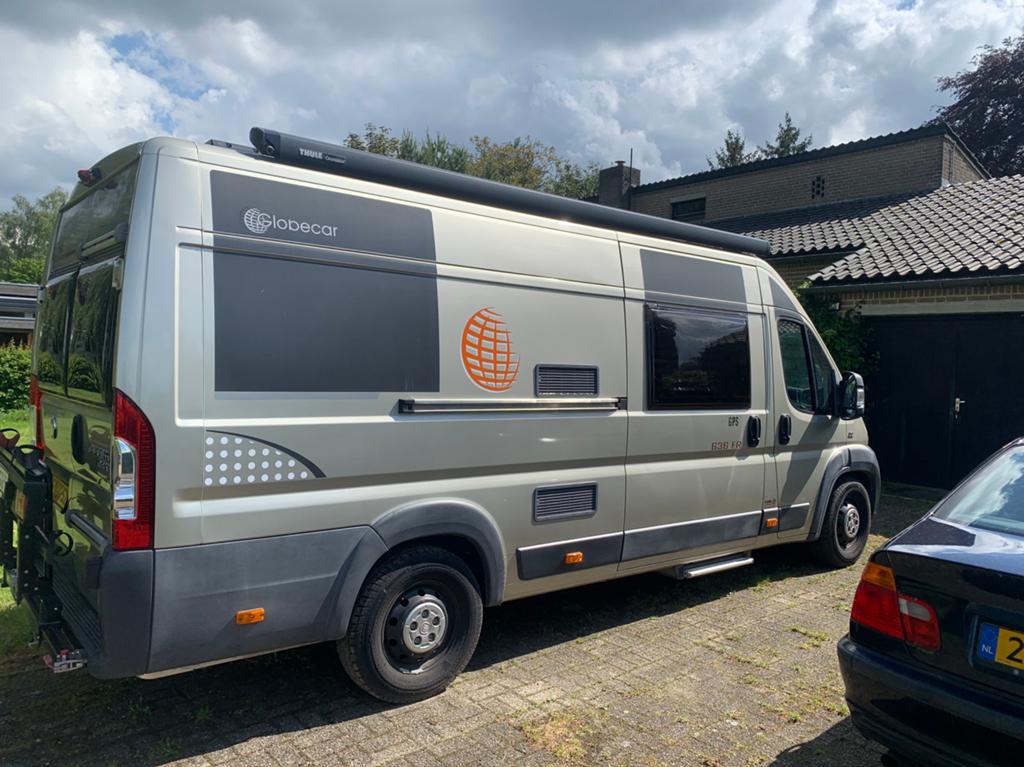 Possl Globecar 636FR buscamper, Caravans en Kamperen, Campers, Buscamper of Camperbus, Ringverwarming, Fiat, Koelkast