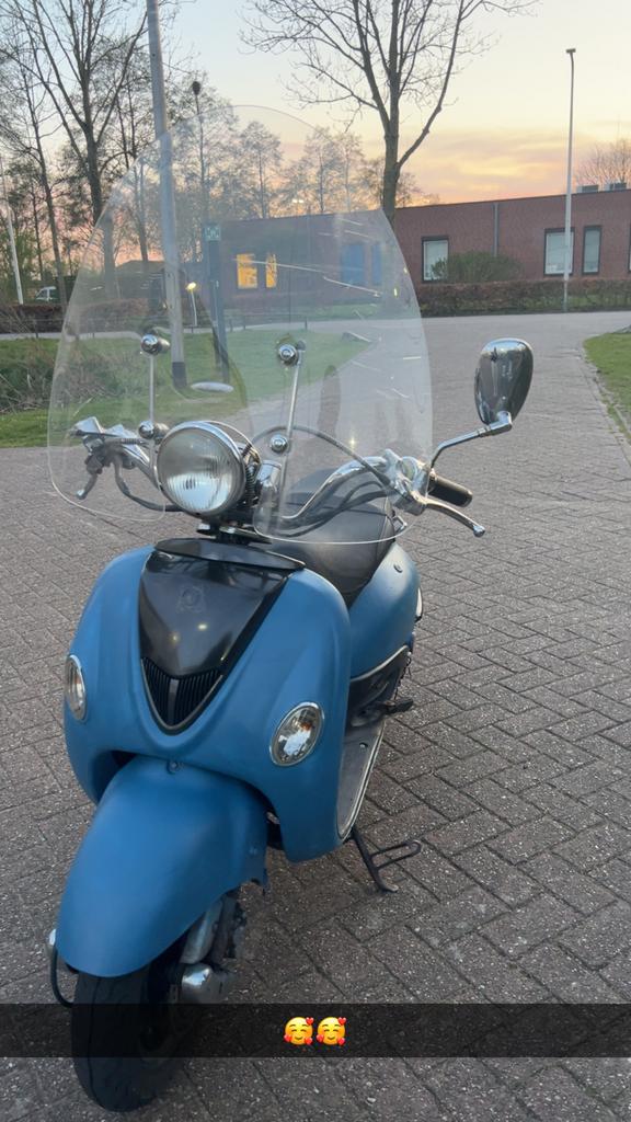 AGM retro scooter - opknapper, Fietsen en Brommers, Brommeronderdelen | Scooters, Ophalen, Gebruikt, Overige typen, Overige merken
