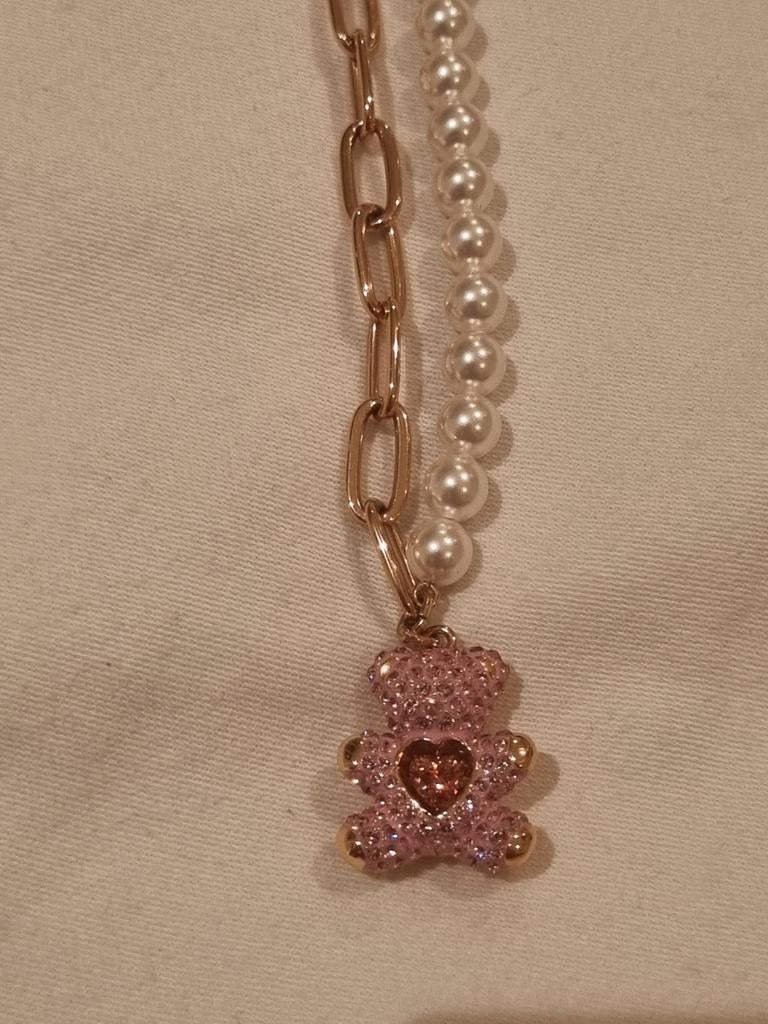 Rosé gouden ketting met parels en roze teddybeer hanger, Overige materialen, Overige kleuren, Ophalen of Verzenden, Zo goed als nieuw
