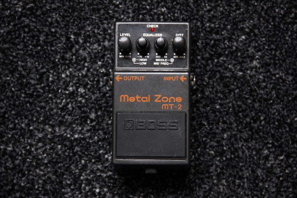 Boss MT-2 Metal Zone (zilver label/Taiwan), Muziek en Instrumenten, Effecten, Ophalen, Gebruikt, Distortion, Overdrive of Fuzz