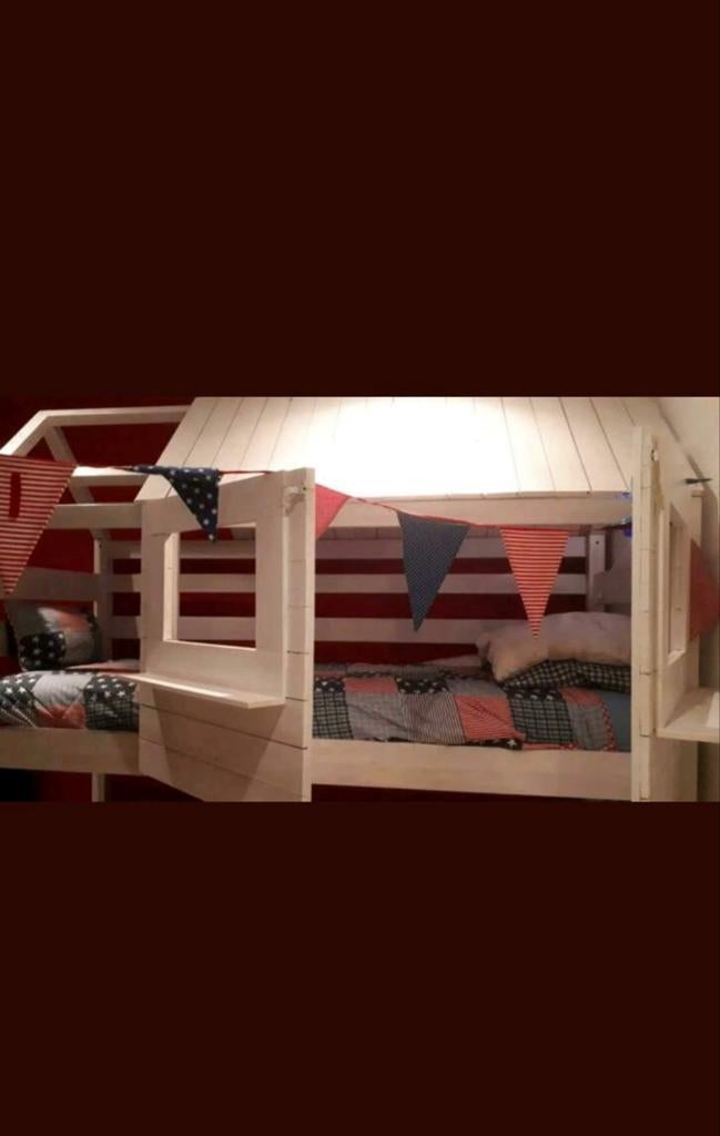 Uniek Huisjesbed - Stapelbed met Speelruimte, Kinderen en Baby's, Kinderkamer | Stapelbedden en Hoogslapers, Ophalen of Verzenden