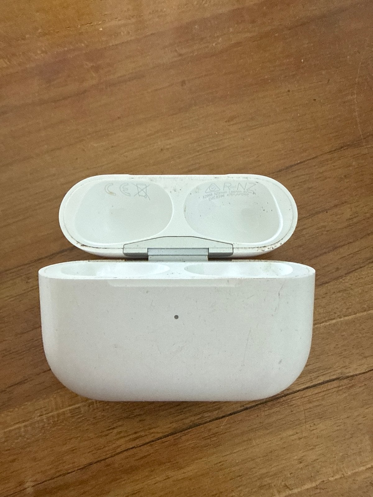 Apple AirPods Pro 2 Oplaadcase (alleen case), In-ear, Gebruikt, Draadloos opladen, Ophalen of Verzenden