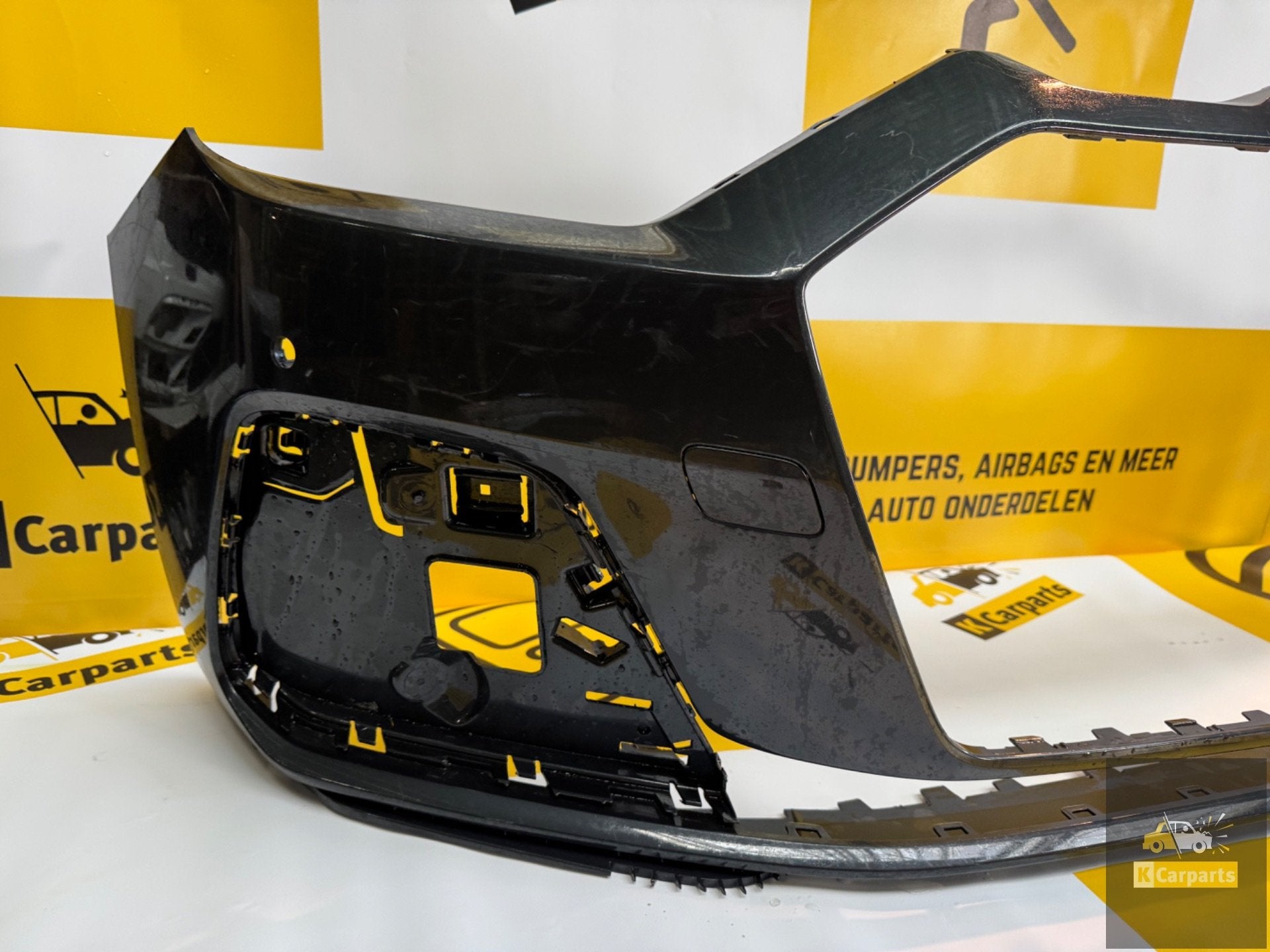 Voorbumper Audi A1 82A S-Line Origineel Bumper 82A807437, Gebruikt, Voor, AUDI AG, Auto-Union-Strasse 1
85045  Ingolstadt, DE