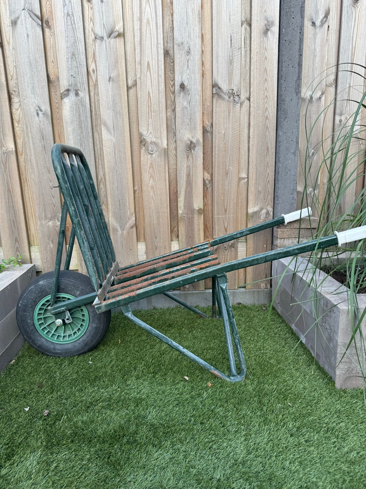Stevige steekwagen voor tuin en bouw, Tuin en Terras, Kruiwagens, Ophalen, Gebruikt, Handmatig, Eenwielig