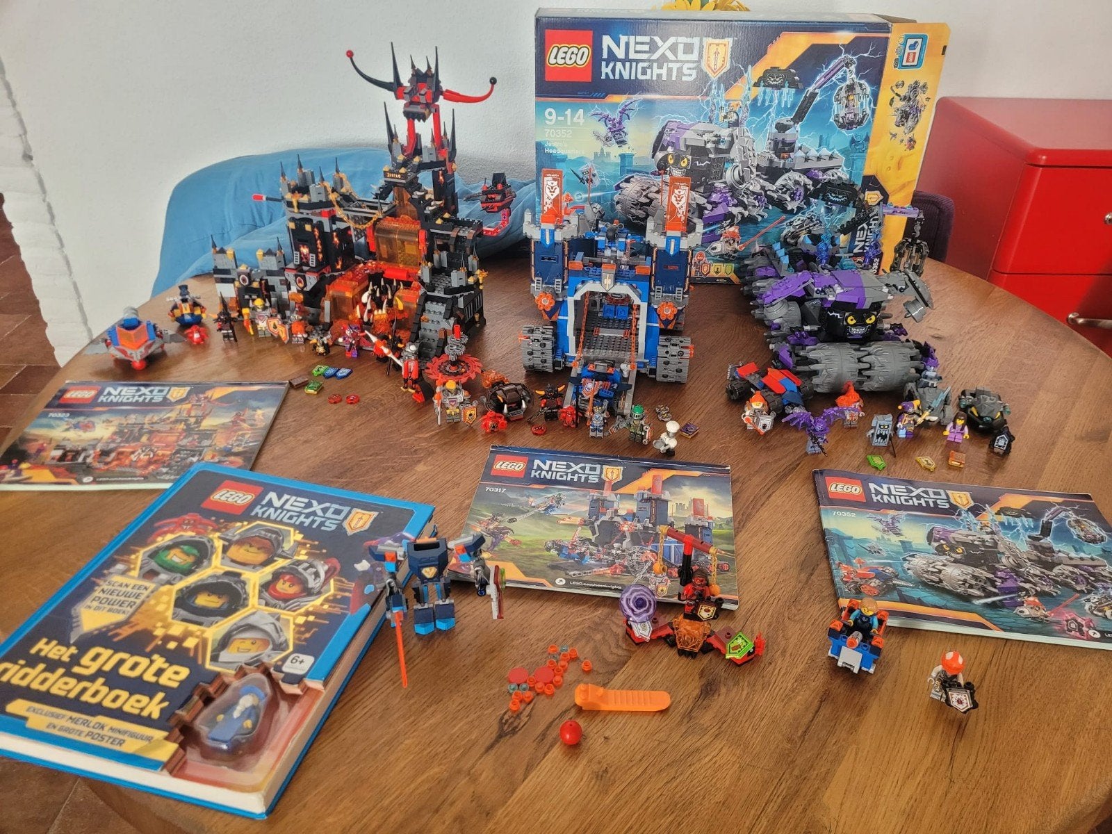 LEGO Nexo Knights sets 70352, 70317, 70323 en meer, Kinderen en Baby's, Speelgoed | Duplo en Lego, Ophalen of Verzenden, Gebruikt
