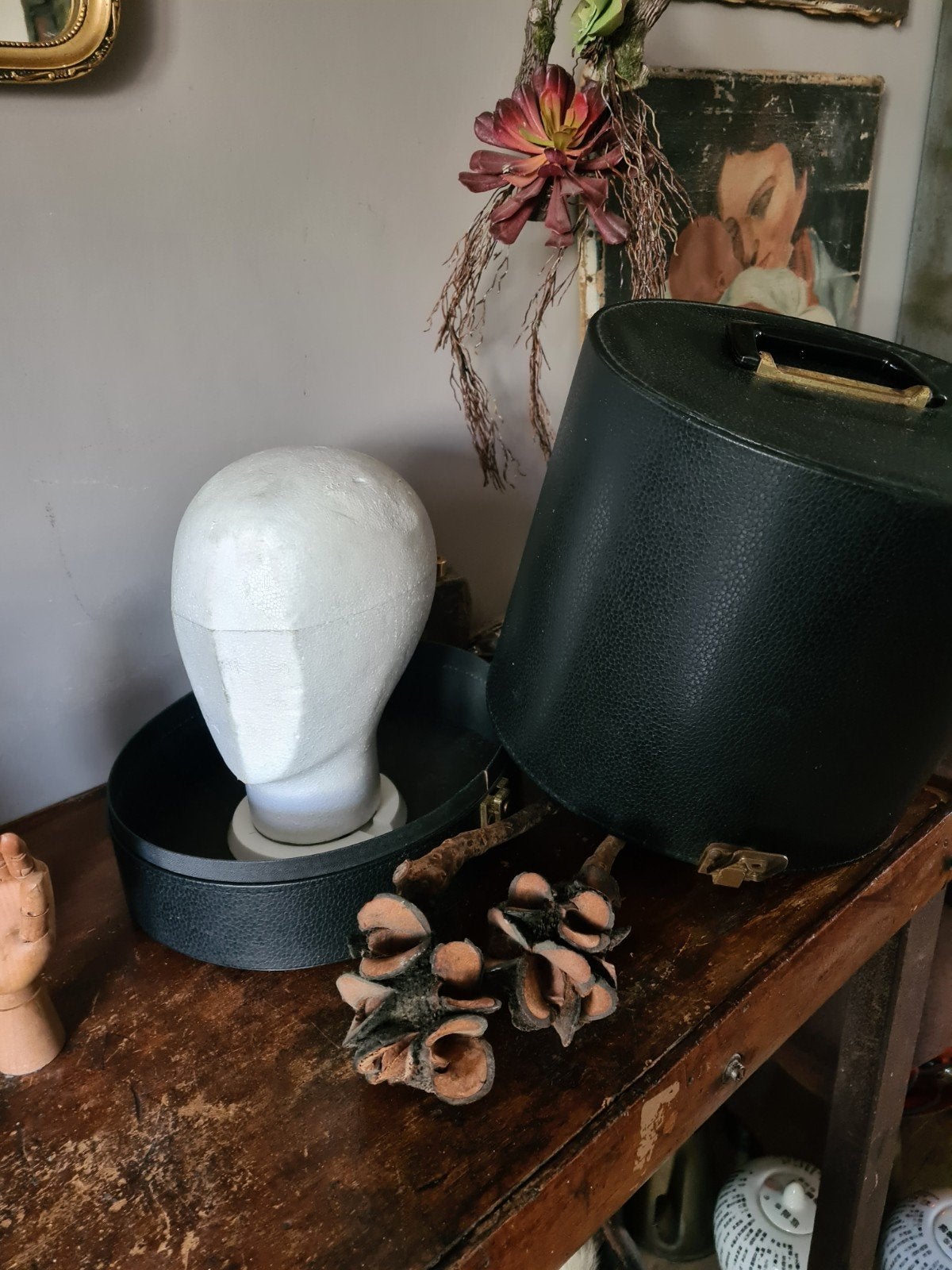 oud pruikenhoofd, compleet met opbergdoos., Ophalen of Verzenden