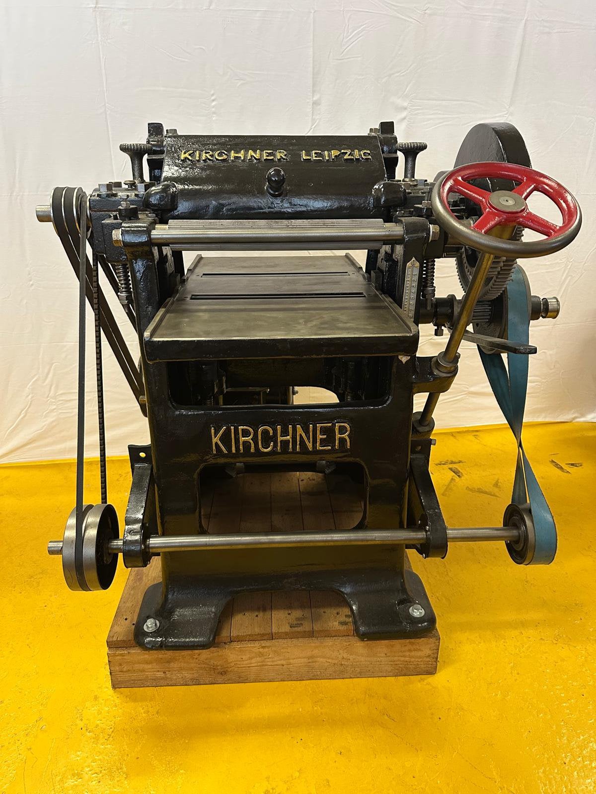Kirchner Leipzig vandikte-schaafbank, Ophalen