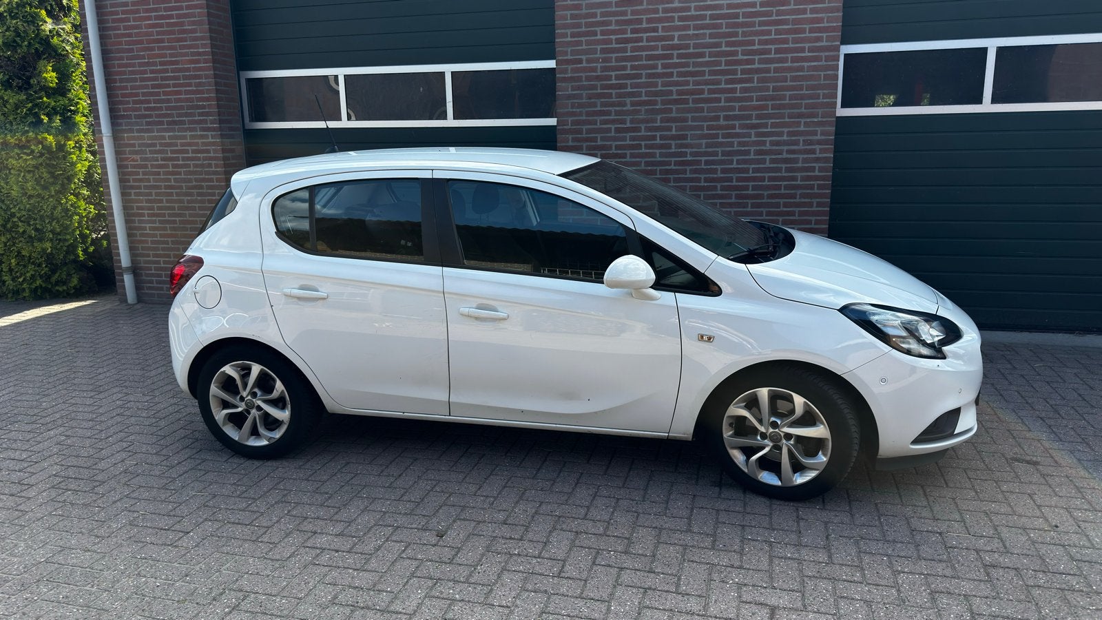 Opel Corsa 1.0T 66KW/90PK 5D 2015 Wit, Auto's, Opel, Voorwielaandrijving, Origineel Nederlands, 1200 kg, Handgeschakeld