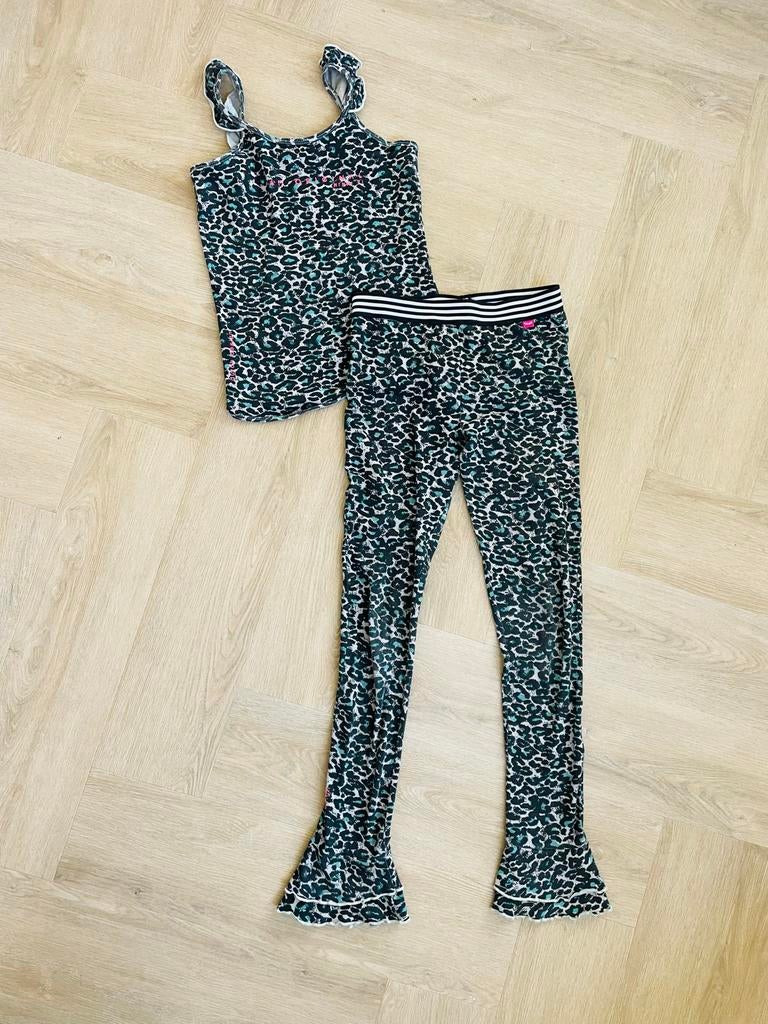 Prachtige tijgerprint setje met top en flared broek maat 146, Verzenden, Zo goed als nieuw, Meisje, Setje