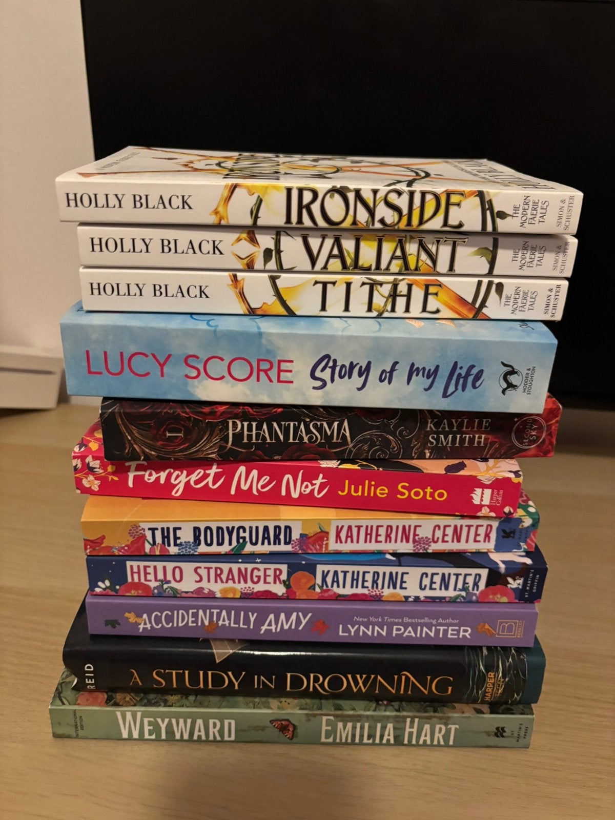 Engelstalige booktok/fantasy boeken te koop!, Ophalen of Verzenden, Zo goed als nieuw