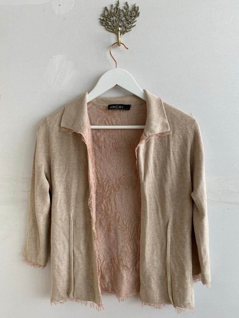 Marc Cain vestje met kanten roze voering - maat 38, Verzenden, Gedragen, Maat 38/40 (M), Beige