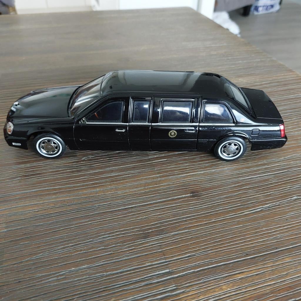 Cadillac Limousine modelauto - Zwart, gedetailleerd, Ophalen of Verzenden, Gebruikt, Auto, Overige merken