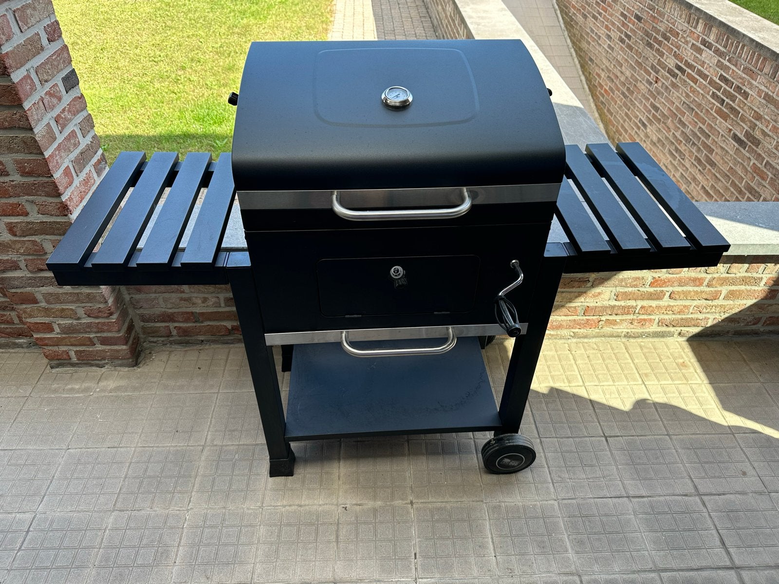 Barbecue met zijtafels en accessoires, Tuin en Terras, Ophalen, Gebruikt