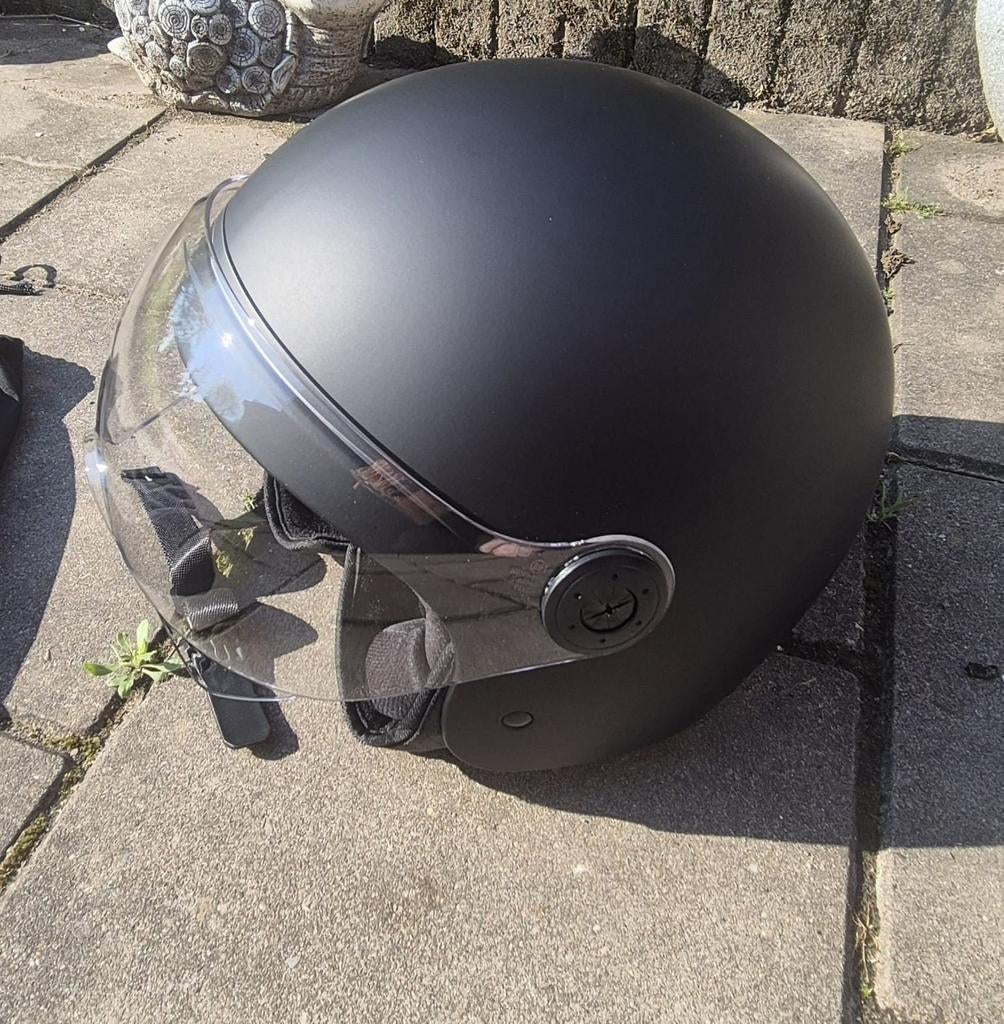Gloednieuwe scooter helm mat zwart 59-60 cm, Ophalen of Verzenden