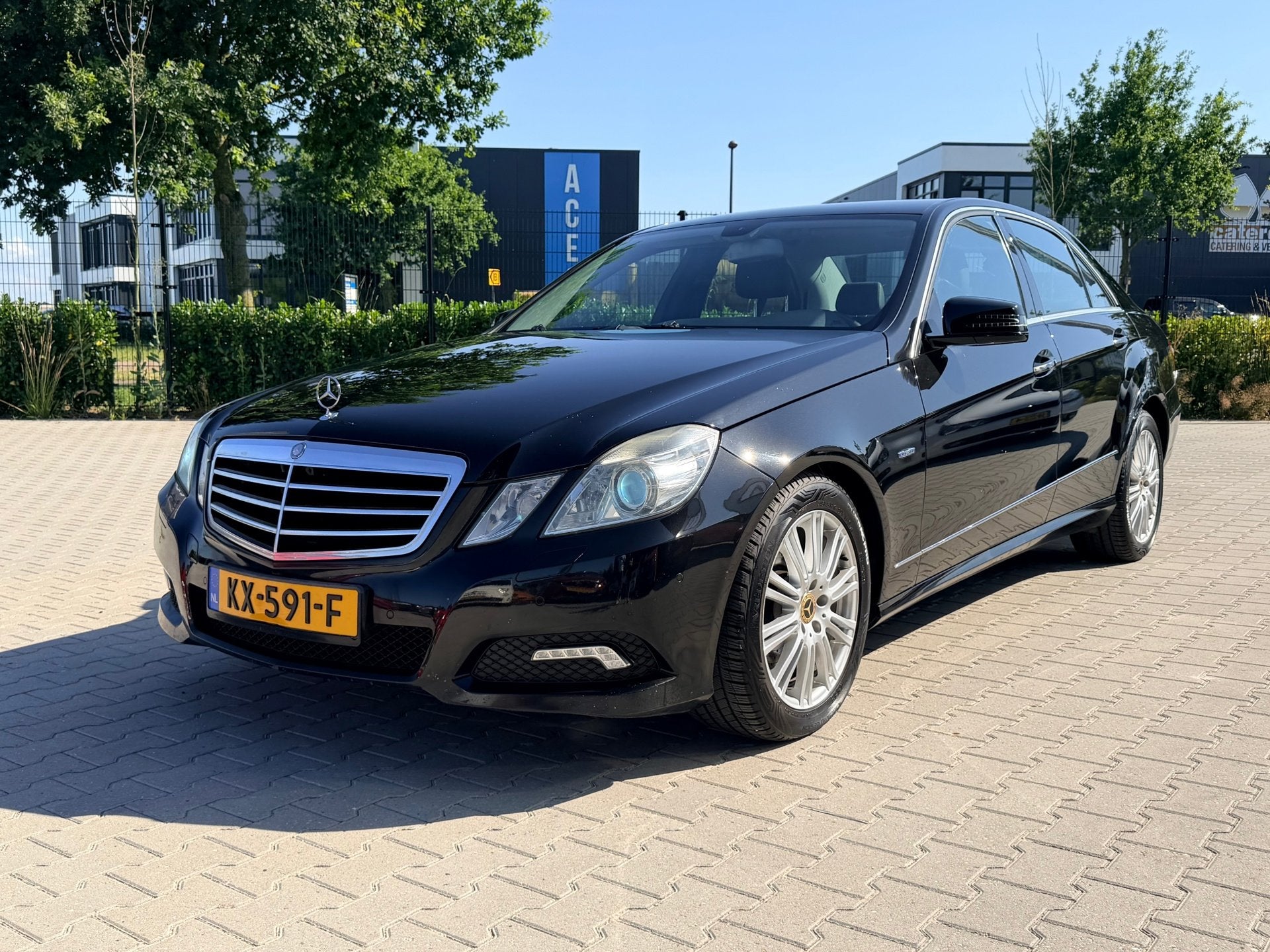 Mercedes-Benz E-klasse 250 CDI Business Class Avantgarde, Auto's, Mercedes-Benz, Automaat, Euro 5, Achterwielaandrijving, Gebruikt