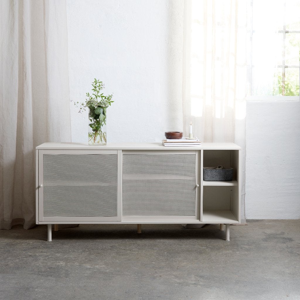 NIEUW dressoir/sideboard VEEP/TIBBE (beursmodel), Huis en Inrichting, Ophalen, Modern design, Met deur(en), 150 tot 200 cm