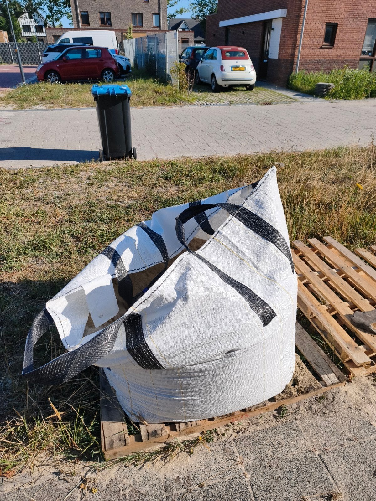 Big bag zand - ongeveer halve zak, Ophalen, Nieuw, Ophoogzand