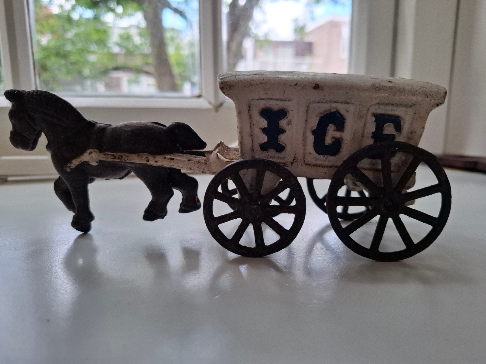 oud gietijzeren speelgoed-ijskar ICE ijskar paard en wagen, Ophalen of Verzenden