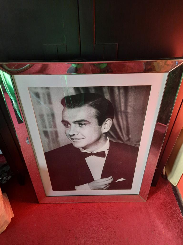 Ingelijste foto Sean Connery (James Bond), Ophalen of Verzenden, Gebruikt, 50 tot 75 cm, 75 cm of meer