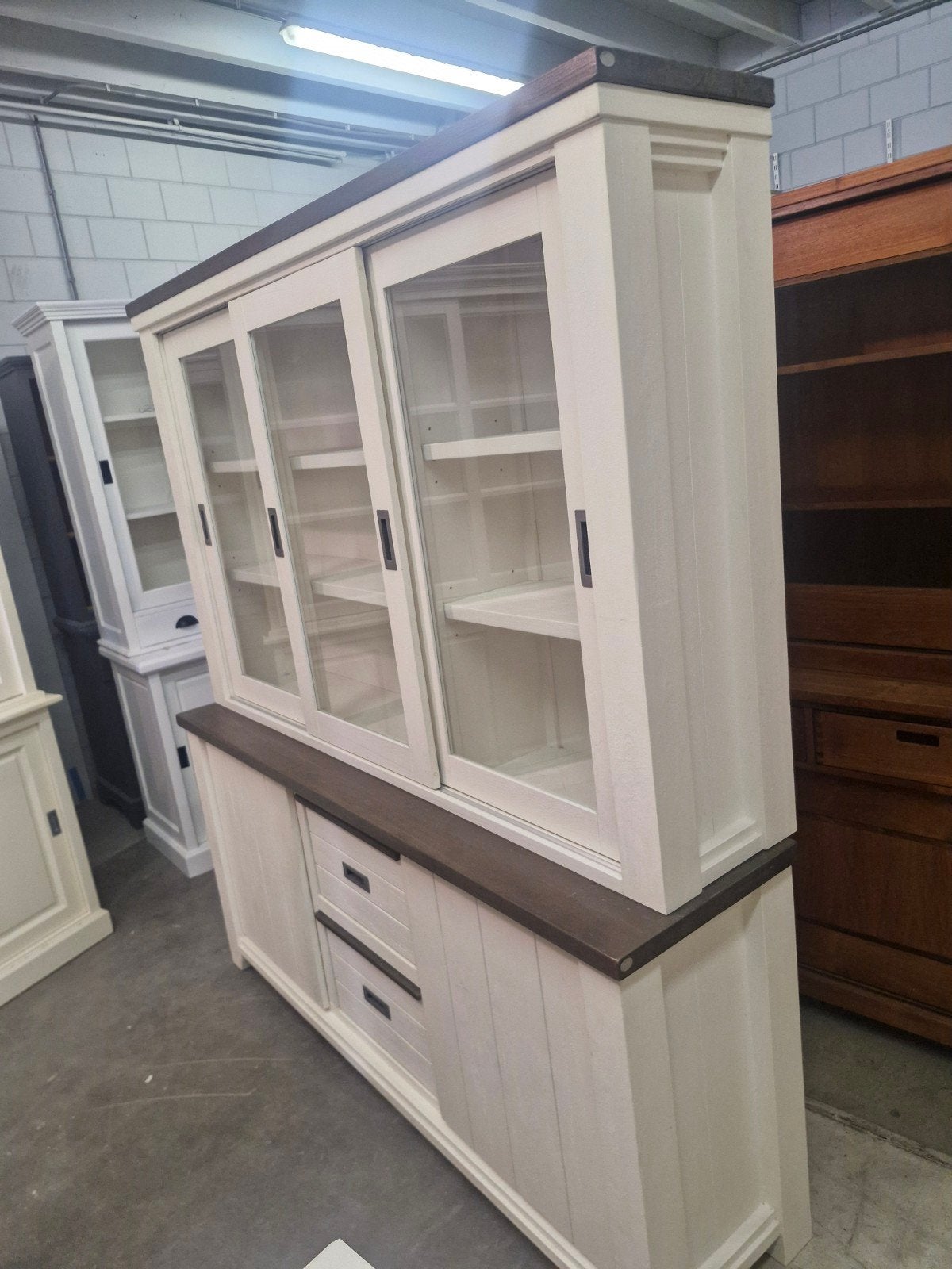 Een mooie buffetkast, Ophalen, -, 200 cm of meer, -