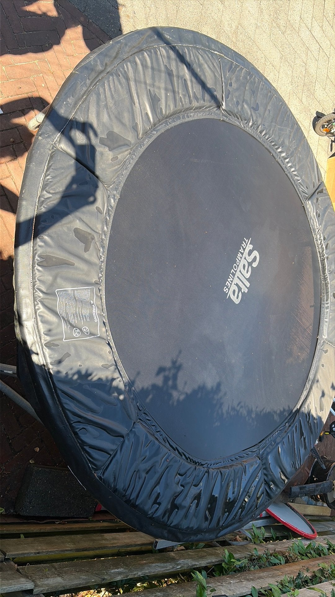 Salta trampoline, Ophalen, Gebruikt