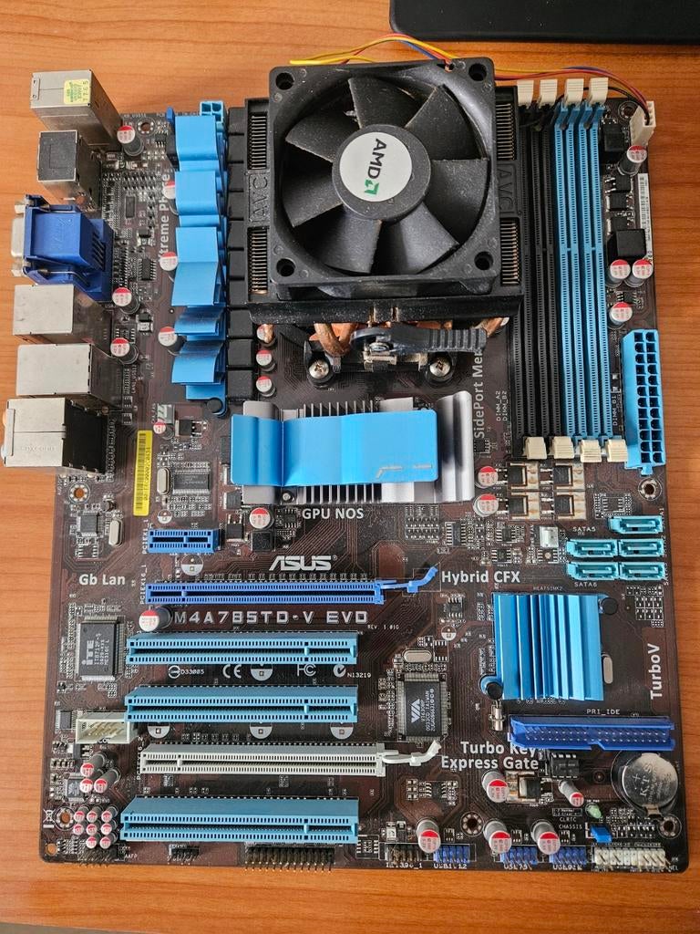 ASUS M4A785TD-V EVO met AMD Phenom II 955 BE, Gebruikt, DDR3, Ophalen of Verzenden, AM3