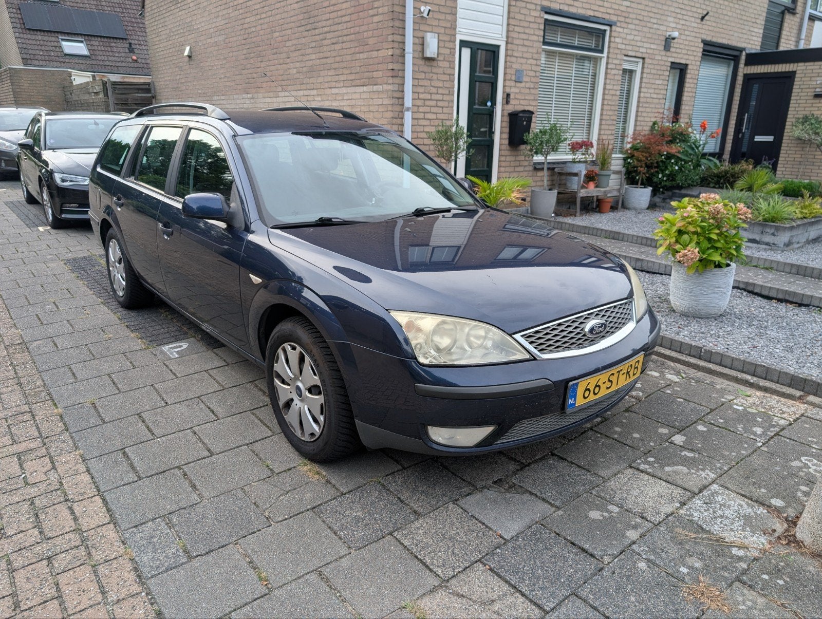 Ford Mondeo 1.8 16V 92KW Wagon 2006 Blauw, Auto's, 4 cilinders, Blauw, Origineel Nederlands, Stationwagon