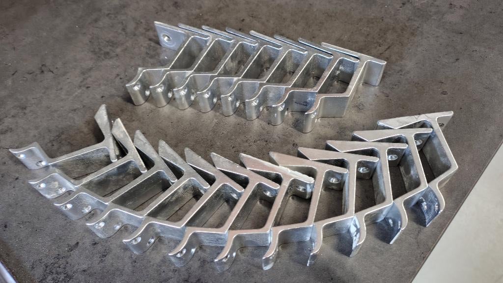 Te koop : Set aluminium trapleuning beugels, Doe-het-zelf en Verbouw, IJzerwaren en Bevestigingsmiddelen, Gebruikt, Overige typen