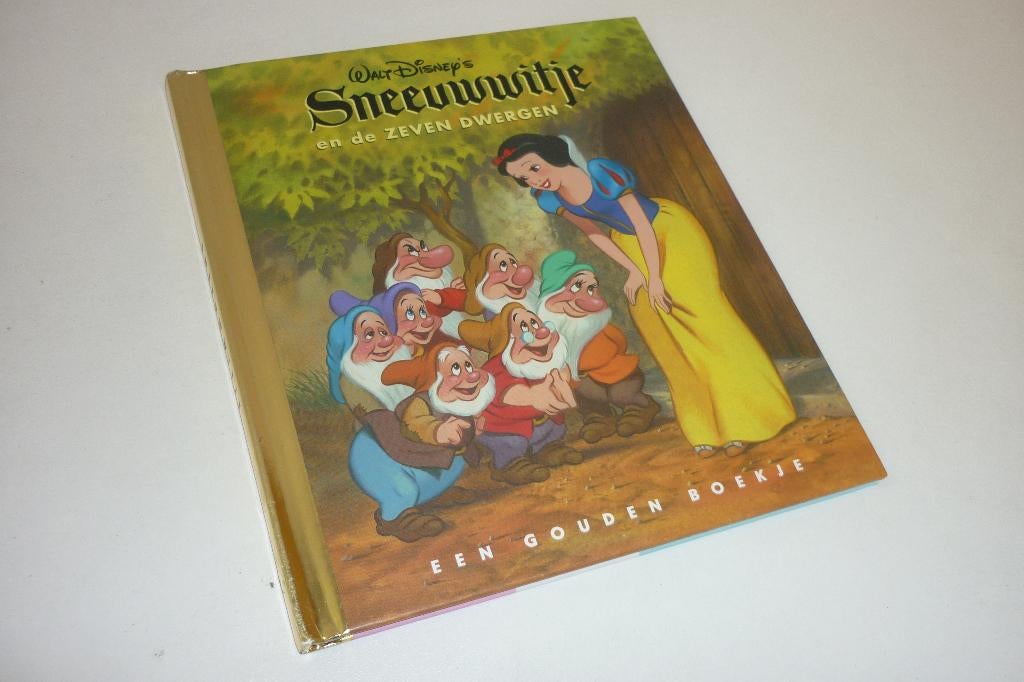 Gouden Boekje: Sneeuwwitje en de Zeven Dwergen, Boeken, Ophalen of Verzenden, Gelezen, Sprookjes
