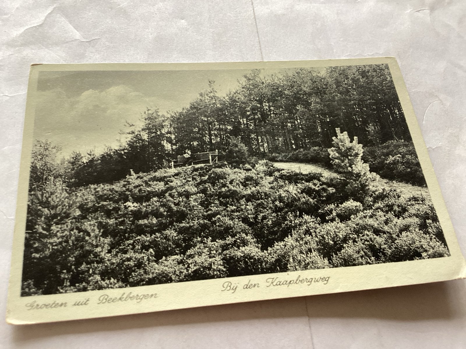 Oude Ansichtkaart Groeten uit Beekbergen Bij den Kaapbergweg, Ophalen of Verzenden, Voor 1920, Gelopen, Gelderland