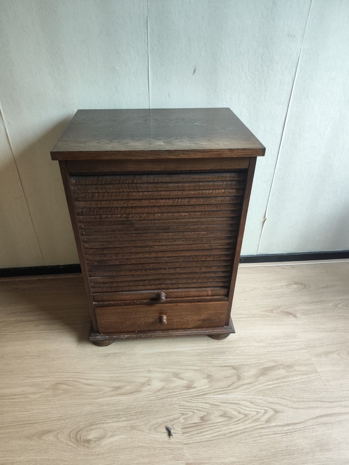 eikenhouten kast, Ophalen, Gebruikt