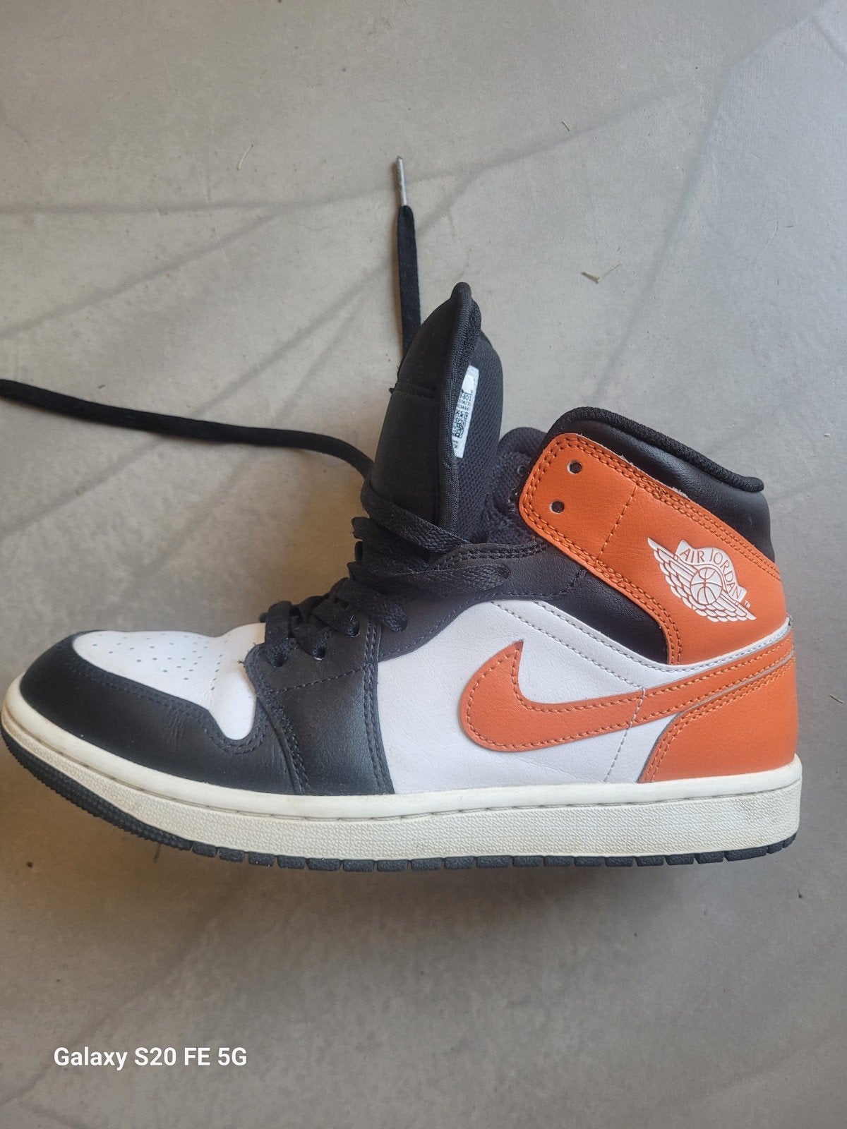 Nike Air Jordan 1 Mid Starfish Zwart Oranje Wit Maat 42, Kleding | Heren, Schoenen, Overige kleuren, Nike Jordan, Ophalen of Verzenden