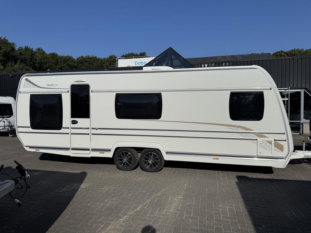 Fendt Palace 650 2023 | Airco | Voortent, Bedrijf, Treinzit, Overige typen, Schokbreker