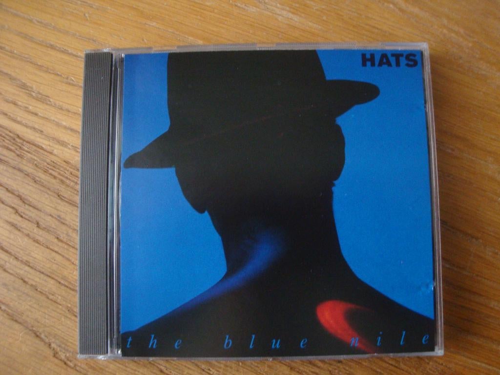 The Blue Nile - Hats (synth pop / ethereal), Ophalen of Verzenden, Zo goed als nieuw, Poprock