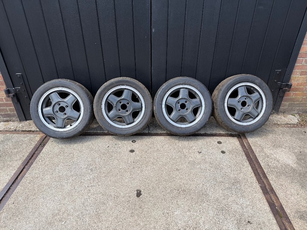Revolution Wheels race wielen inclusief semi slicks, Gebruikt, 15 inch, Banden en Velgen, Personenwagen