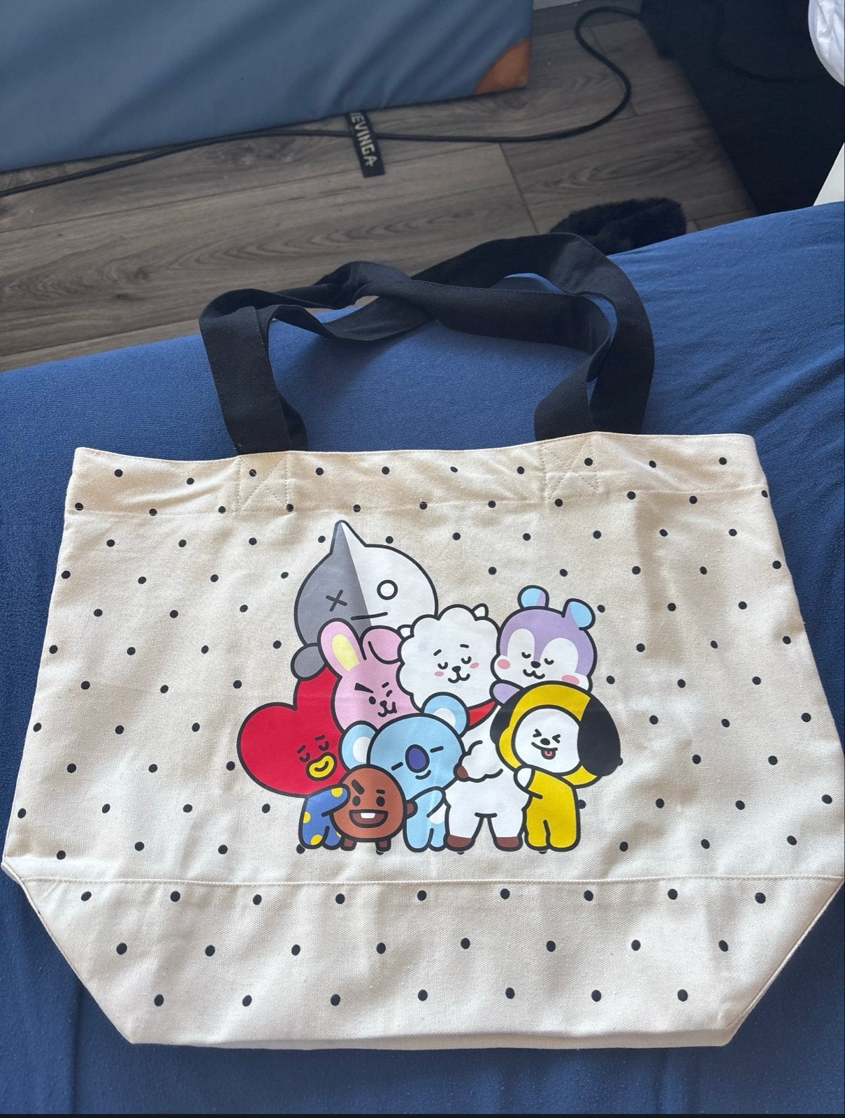 BT21 x Bershka Shopper Tas met Karakterprint, Ophalen of Verzenden, Nieuw, Beige, Shopper