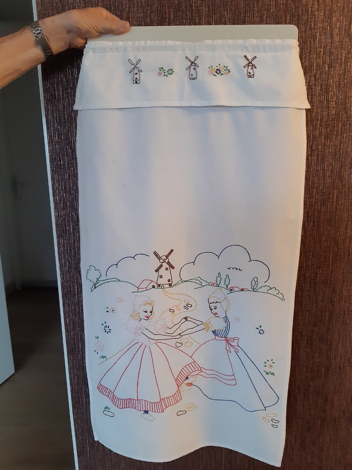 Handdoekenrekje., Ophalen, Zo goed als nieuw