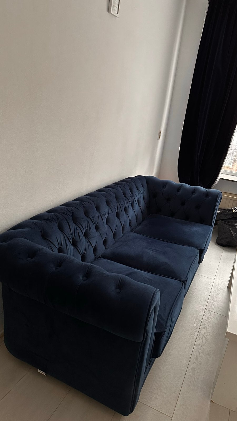 Chesterfield bankstel: 2 banken en 1 fauteuil, Ophalen, Gebruikt, 75 tot 100 cm, Rechte bank